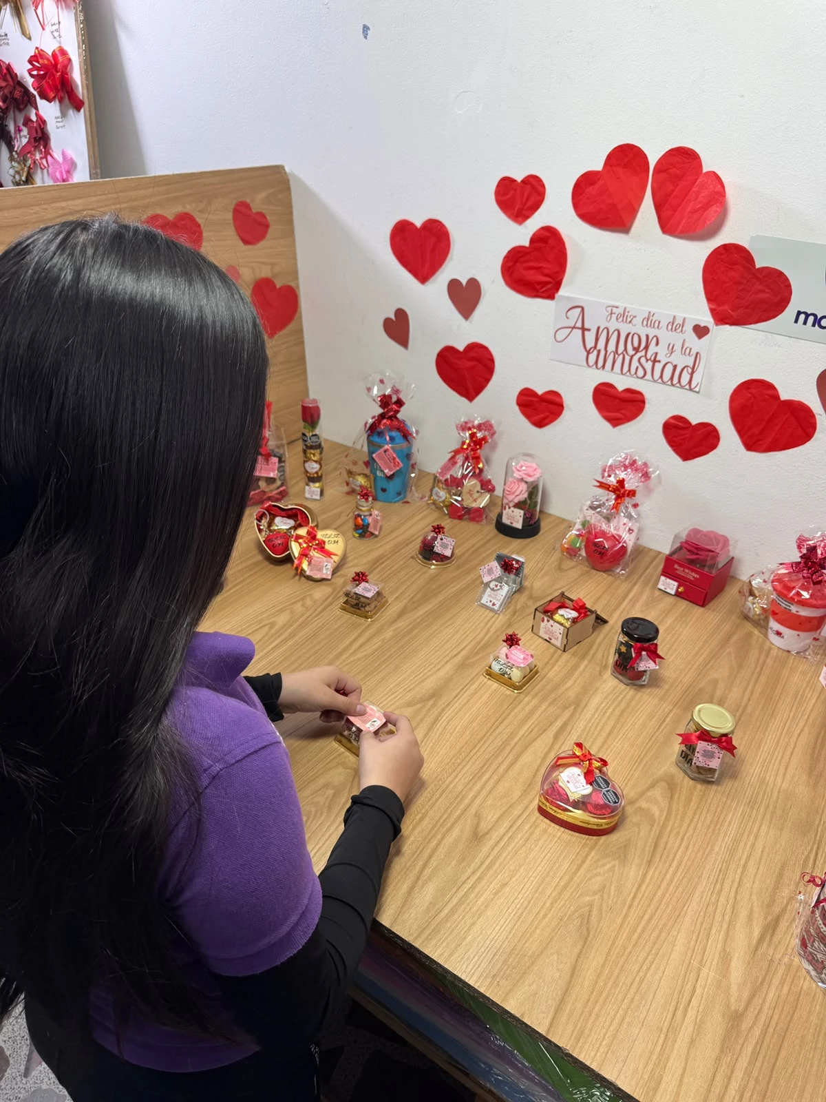 Preparación de campaña Amor y Amistad