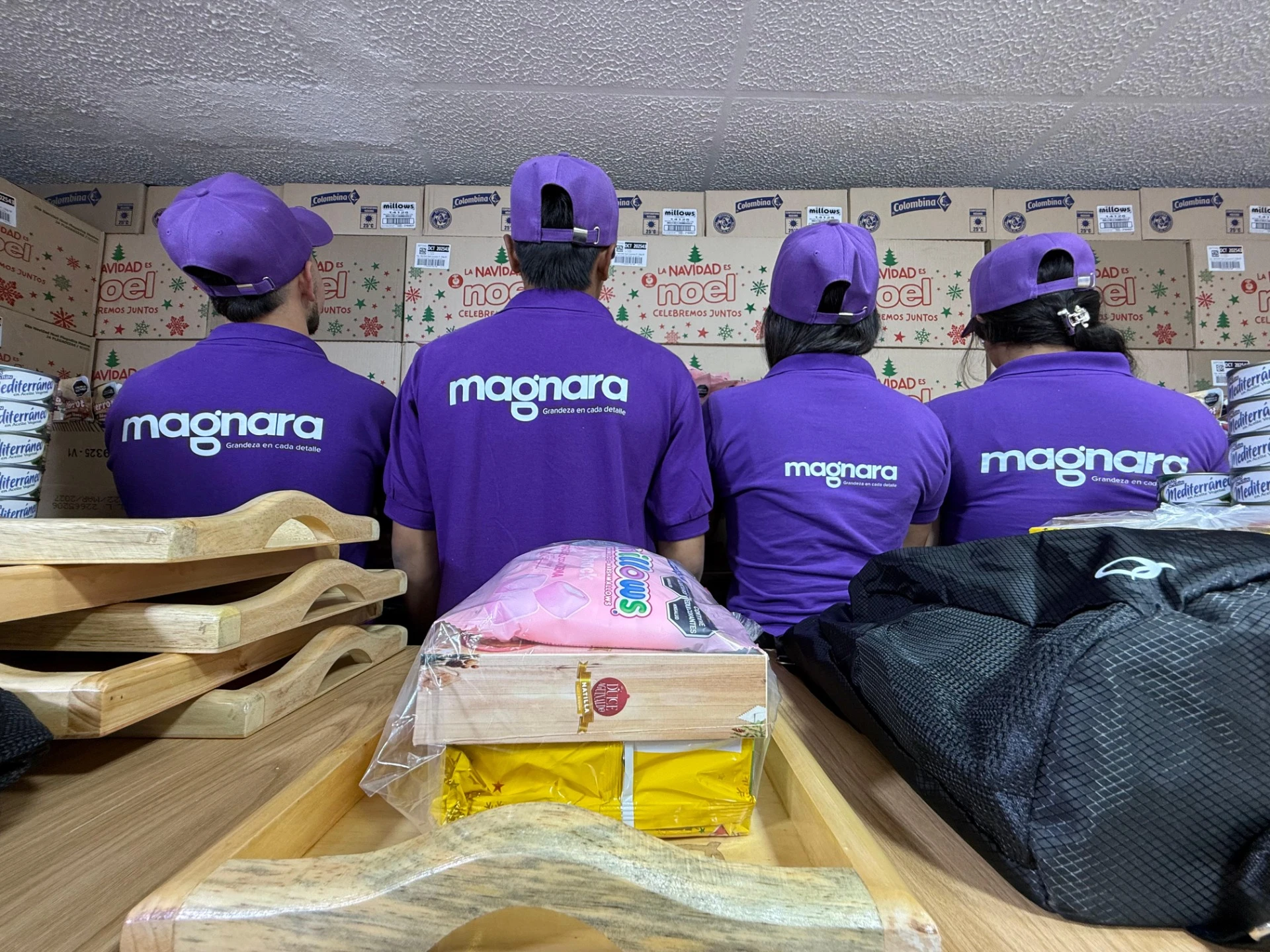 Equipo Magnara trabajando en una campaña